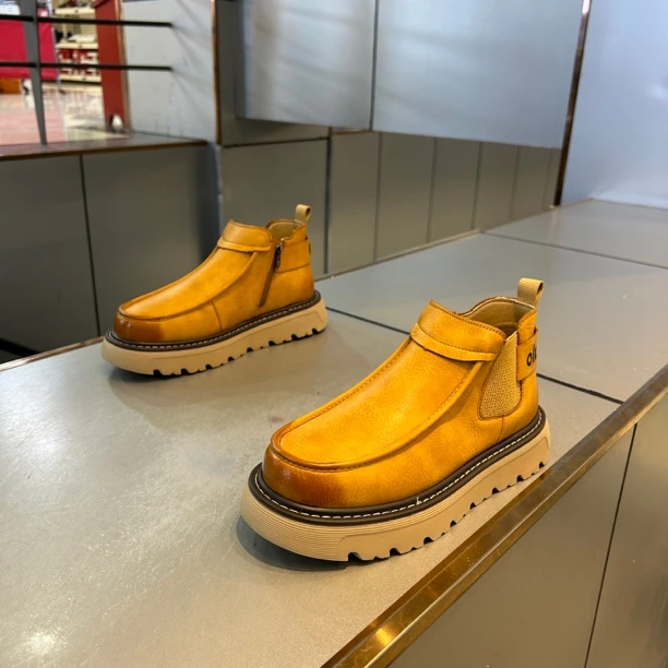 【文麒潮鞋】秋冬季新款男鞋欧洲站轻奢厚底侧拉链做旧男烟筒马丁靴