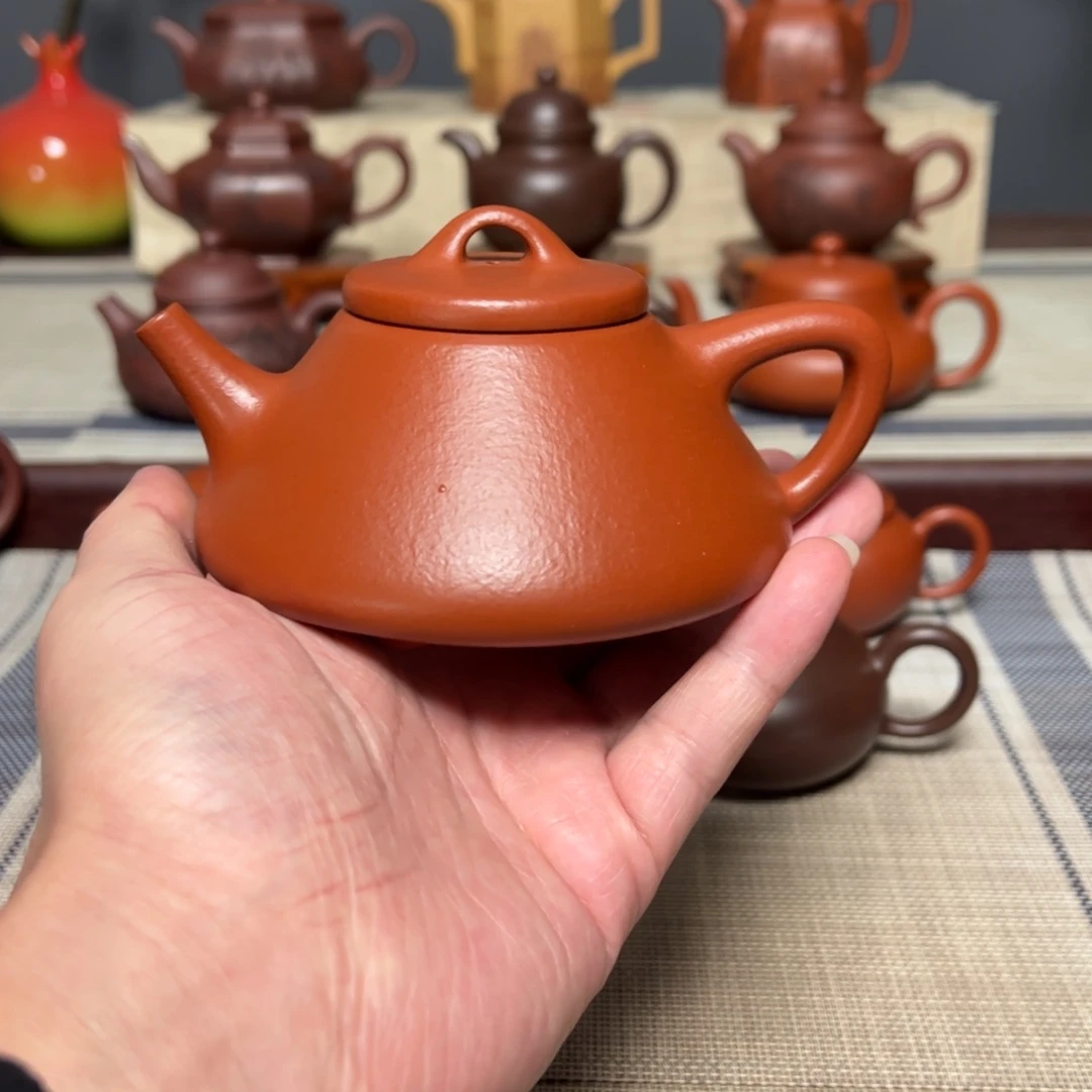 山***。紫砂茶壶宜兴紫砂