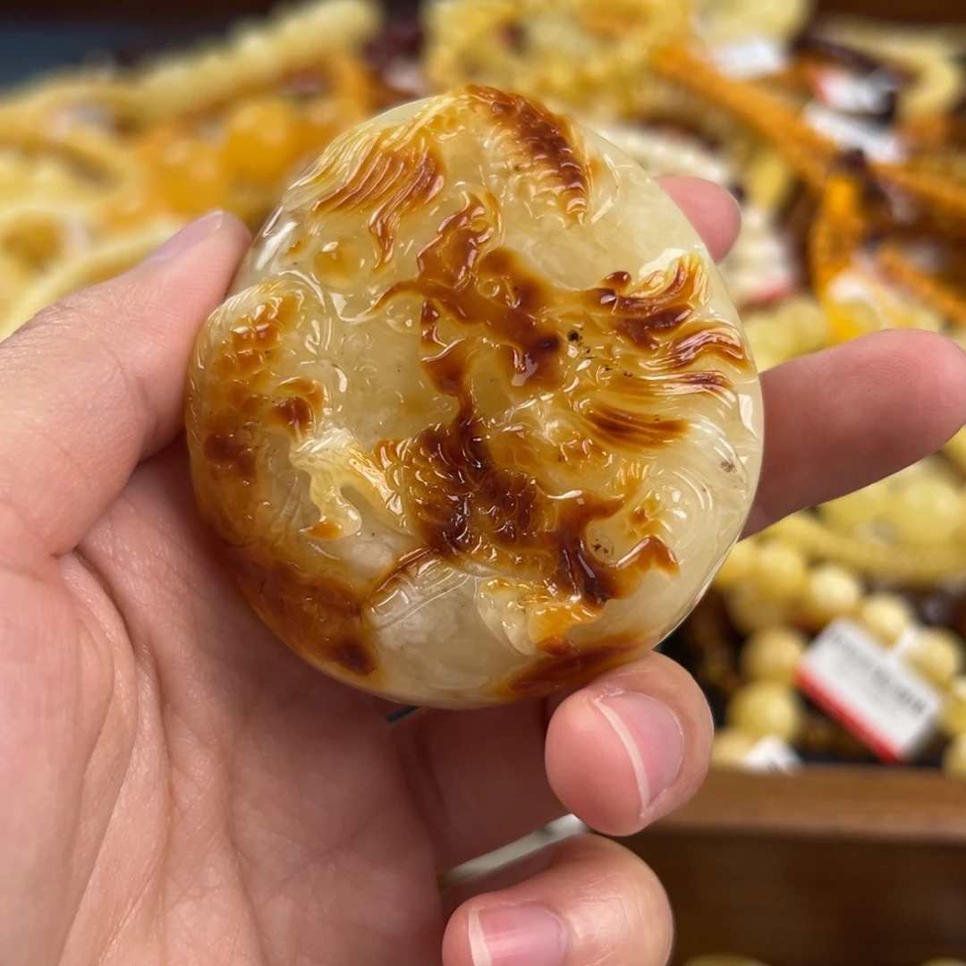 琥珀未镶嵌珠宝奇石