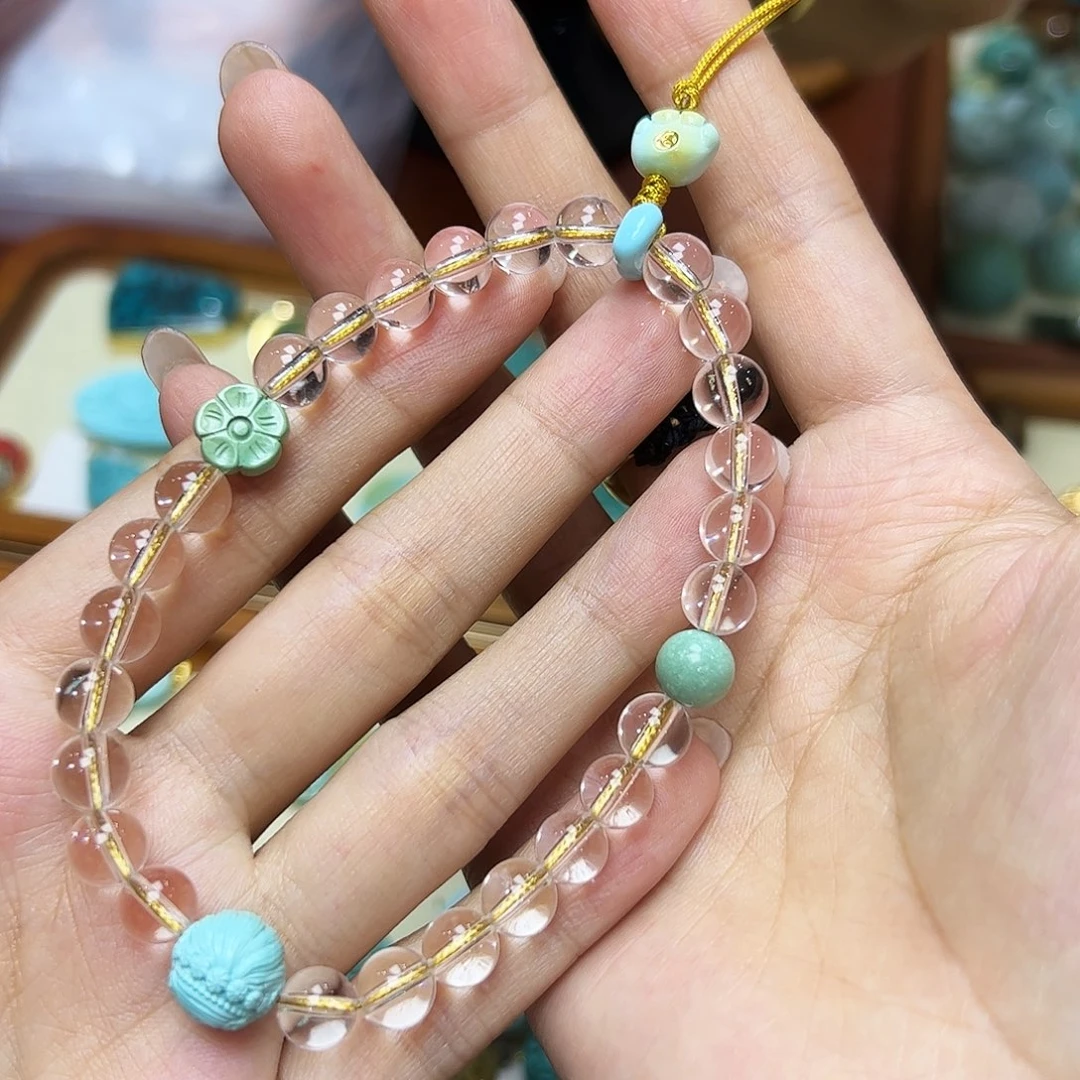 东***店水晶手链未镶嵌水晶