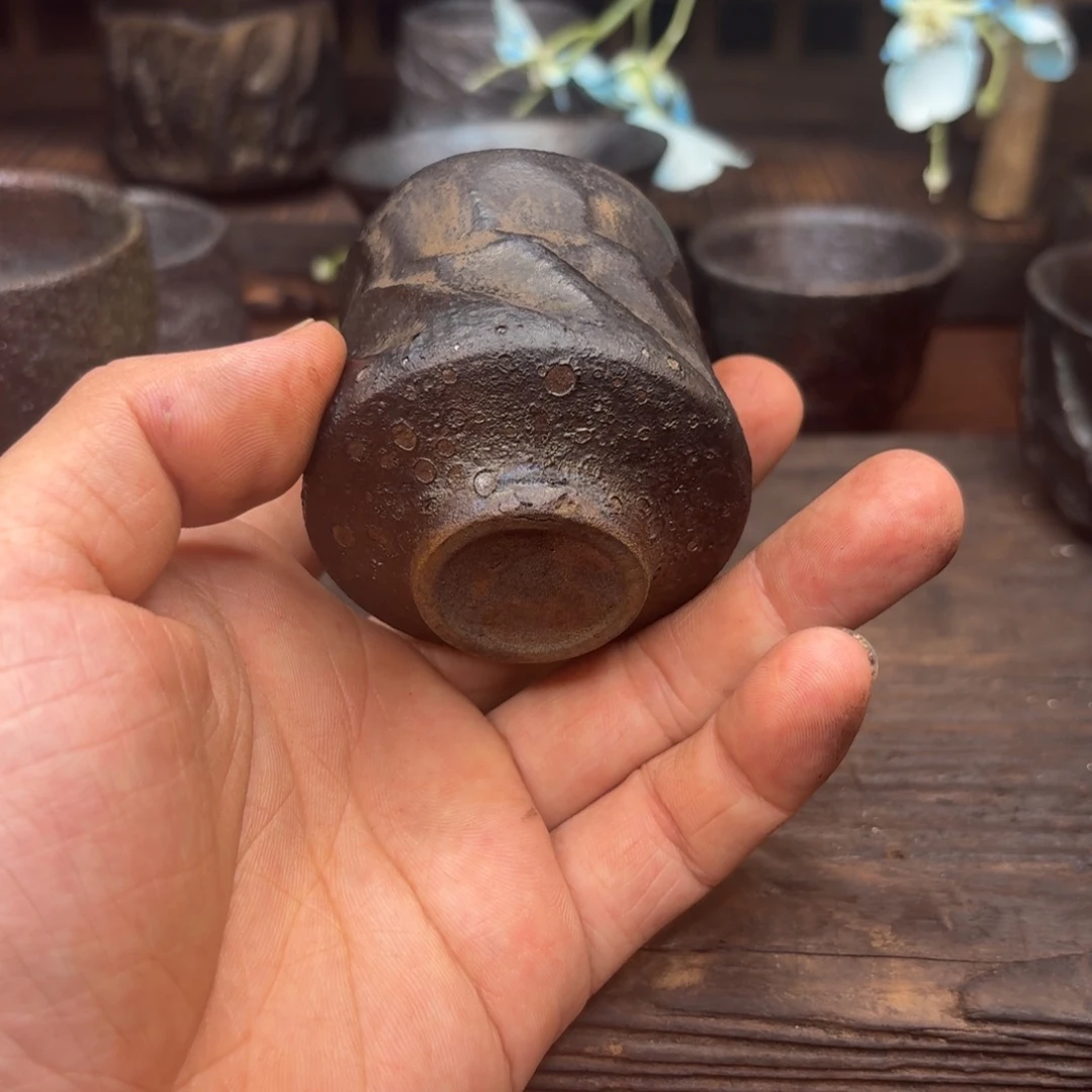 ****爷荥经黑砂小杯子一只