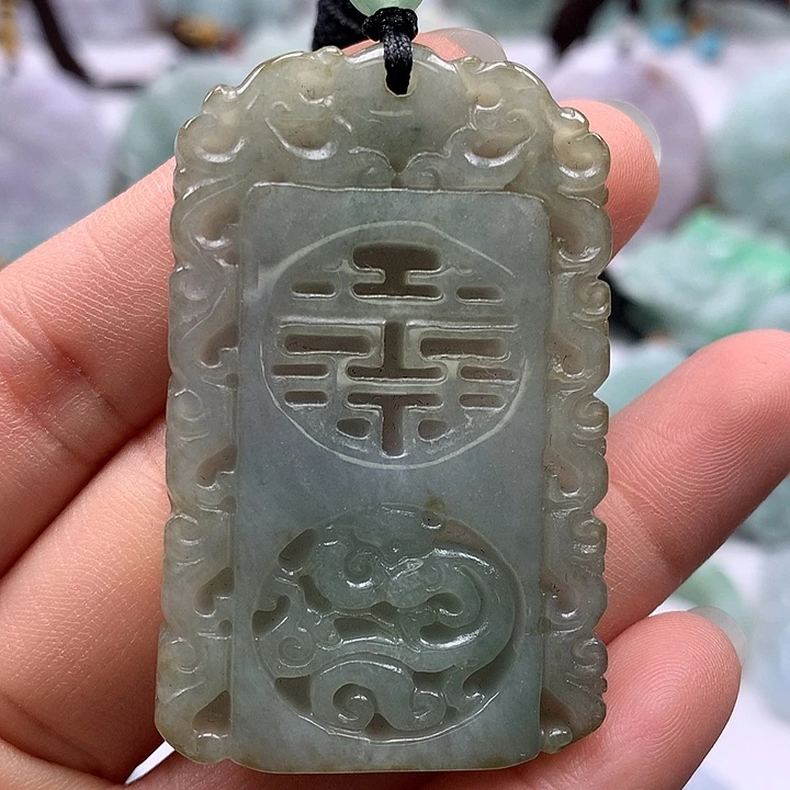 翡翠未镶嵌颈饰仿古龙行天下福利