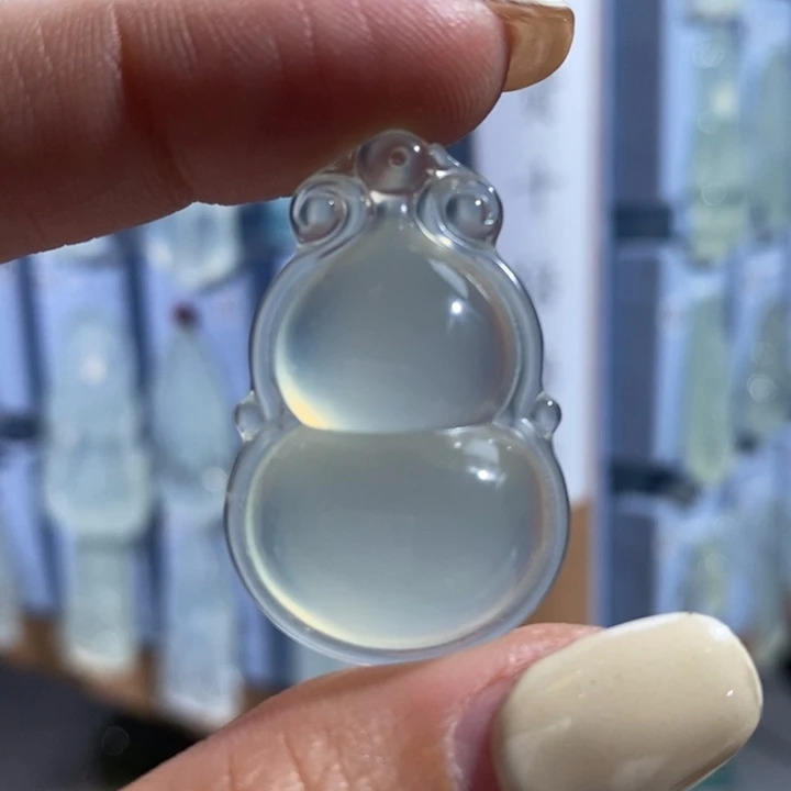 岫玉未镶嵌吊坠吊坠