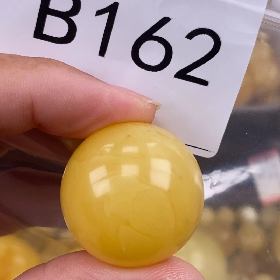 琥珀未镶嵌珠宝奇石26