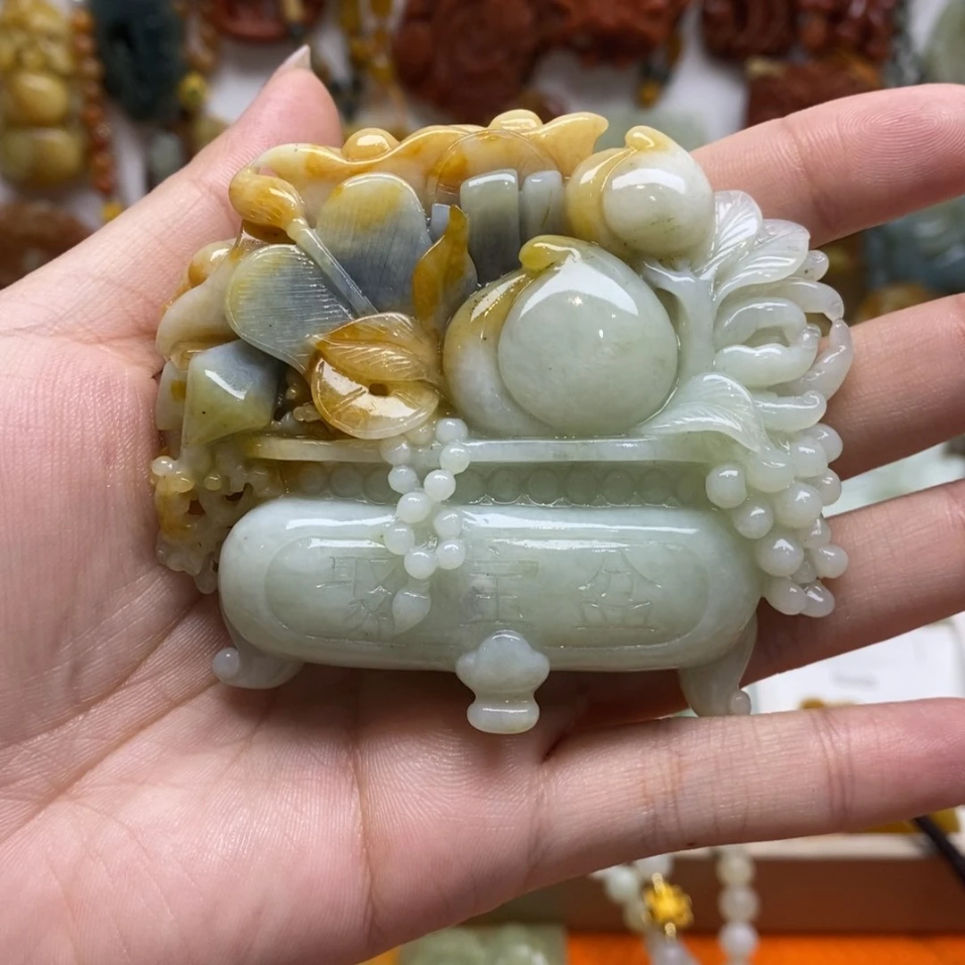 蛇纹石玉未镶嵌颈饰么*哒