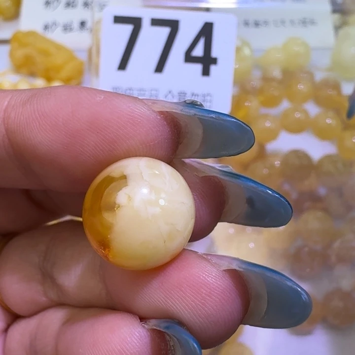 裸石琥珀未镶嵌14微瑕