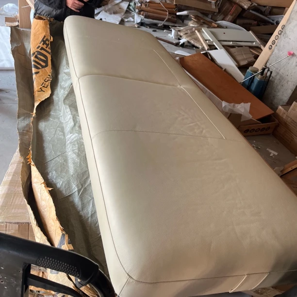 软包床头210×70皮瑕疵无售后木工5806