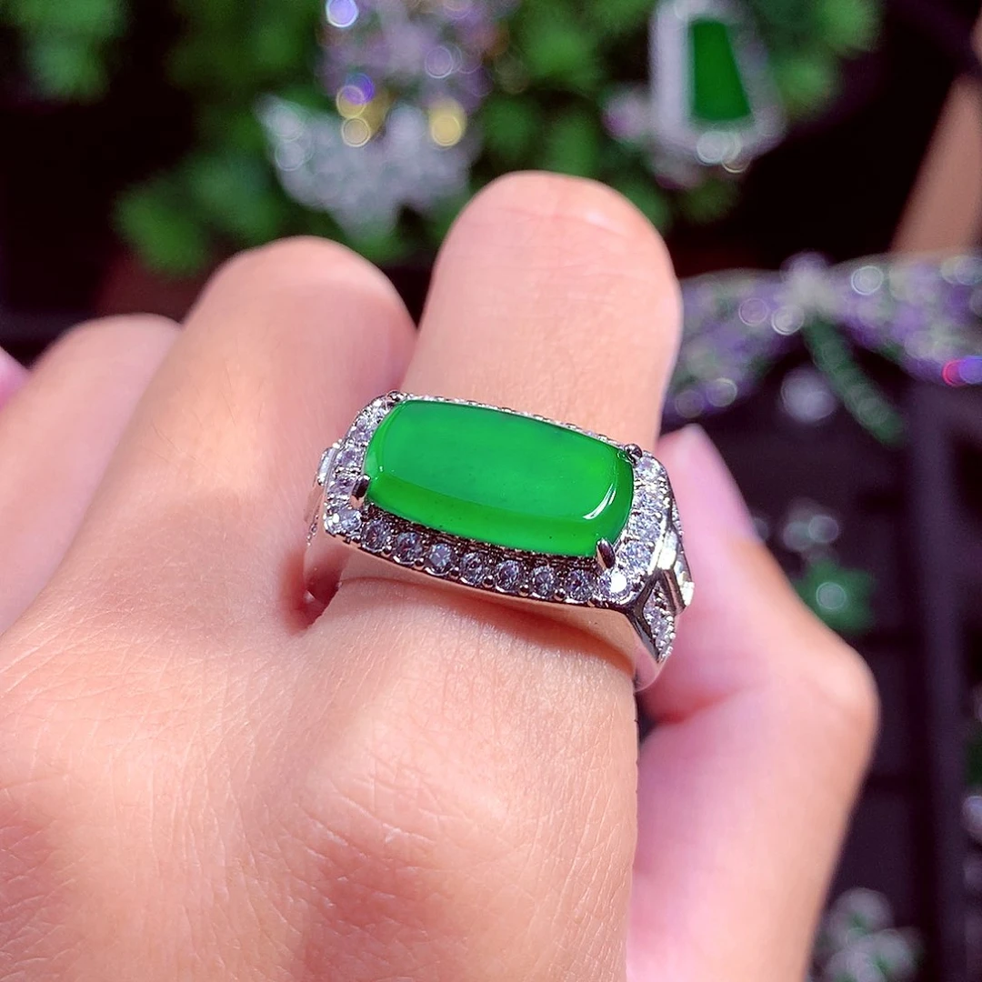 颈饰未镶嵌翡翠天然