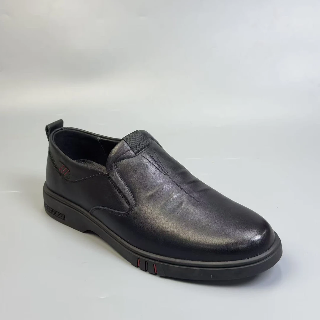 081时尚百搭休闲透气男鞋