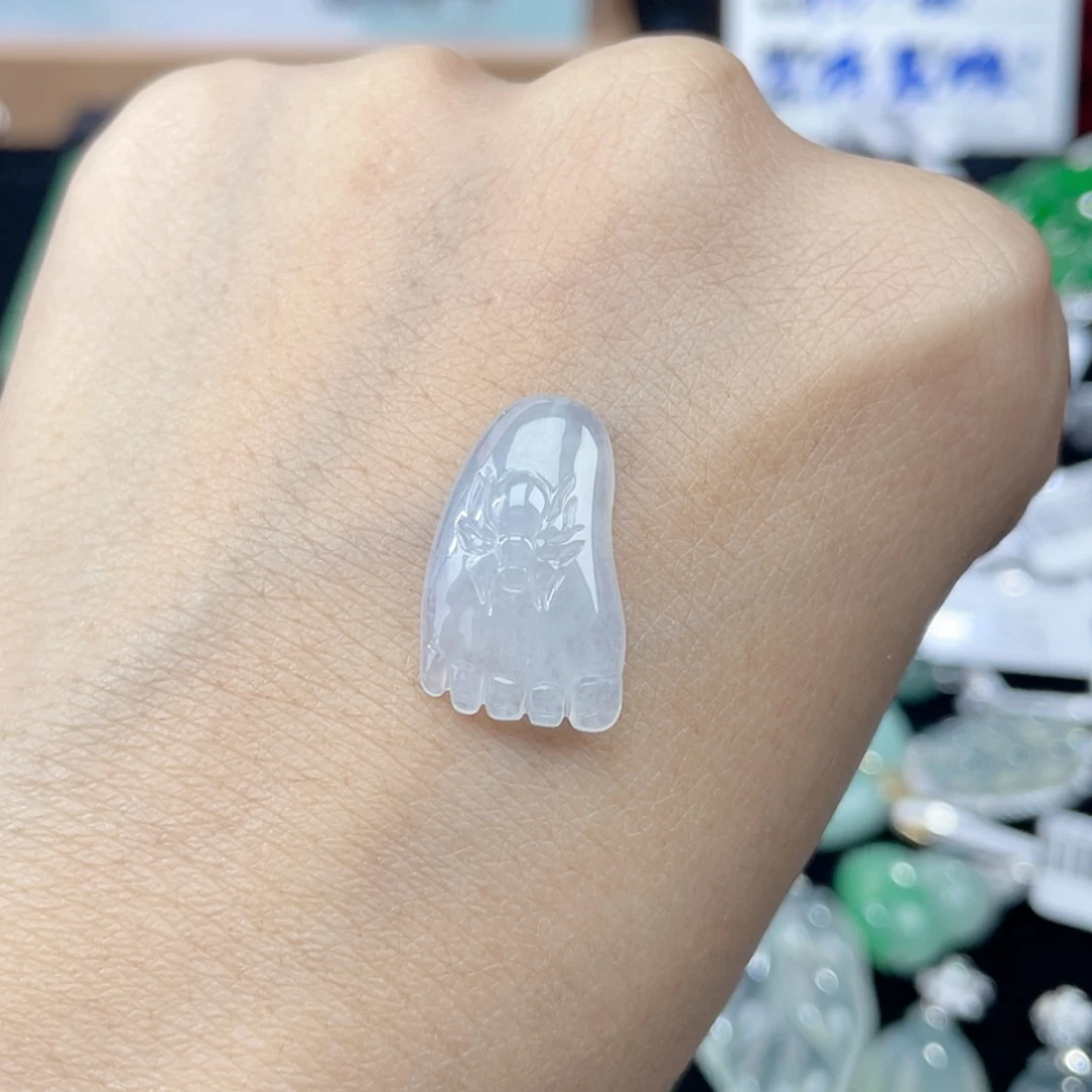 【闪购商品】翡翠颈饰未镶嵌10号 知足常乐