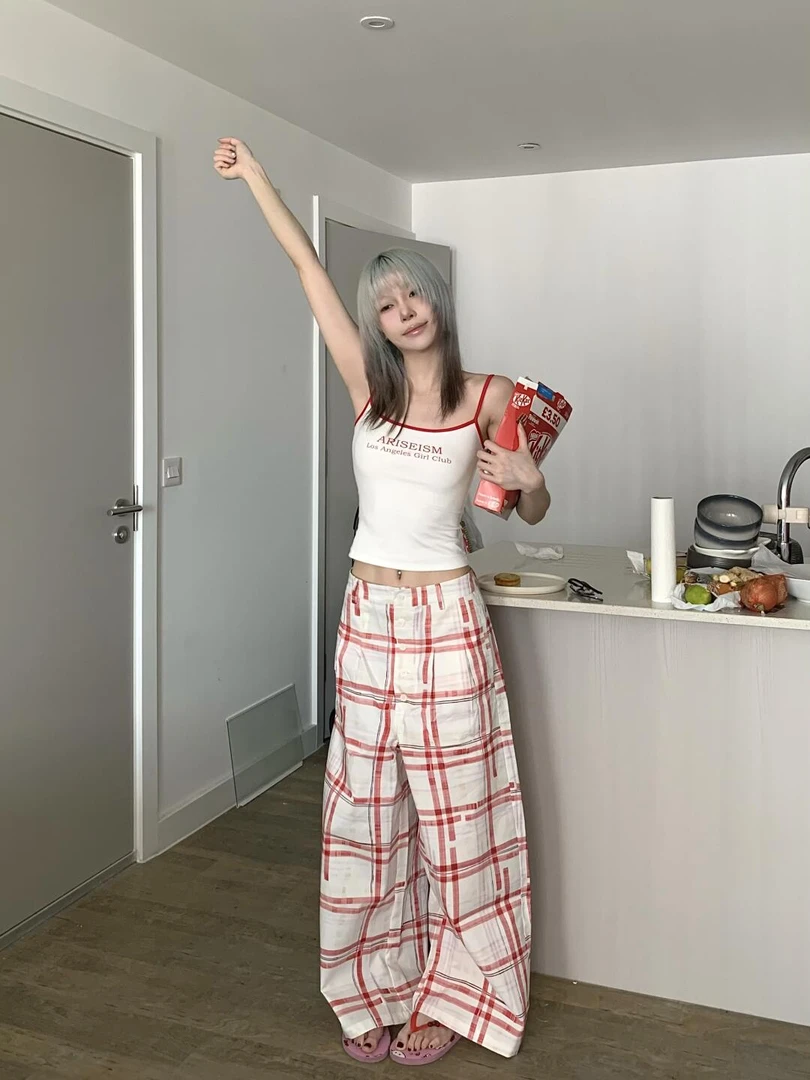 美式复古辣妹吊带修身内搭外穿上衣红白格纹宽松休闲阔腿裤套装