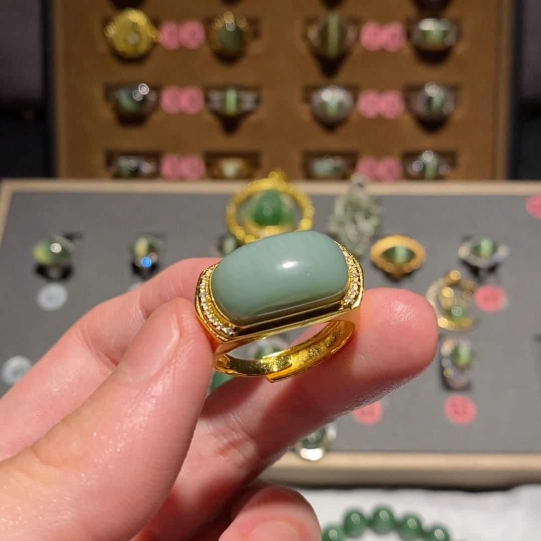 和田玉未镶嵌戒指