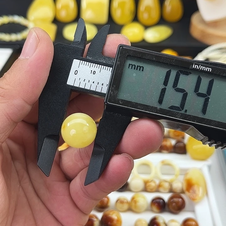 琥珀颈饰未镶嵌22
