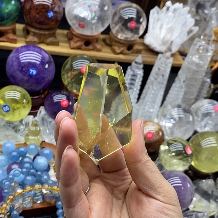 石材天然黄水晶随行