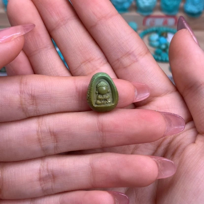 【闪购商品】绿松石雕刻未镶嵌花*