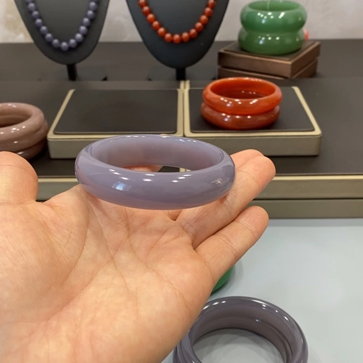 东陵石手镯未镶嵌川**竹