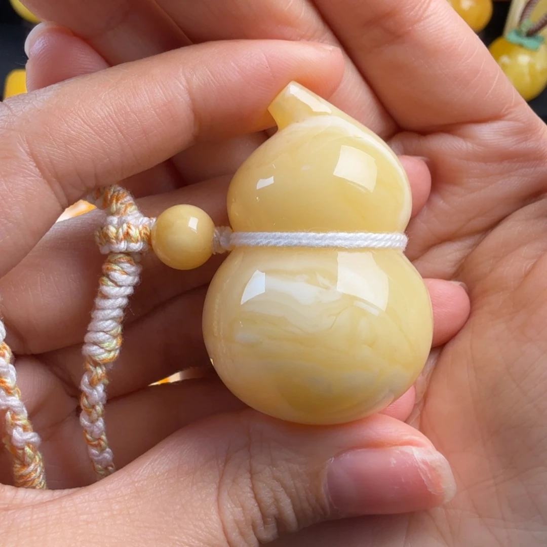 琥珀未镶嵌颈饰纯天然琥珀蜜蜡无优化