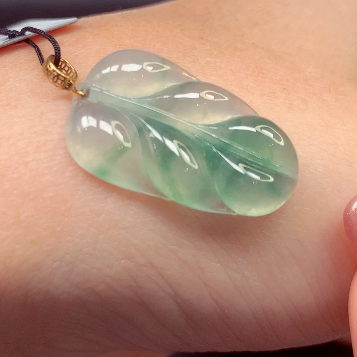 定制翡翠18K金镶嵌翡翠