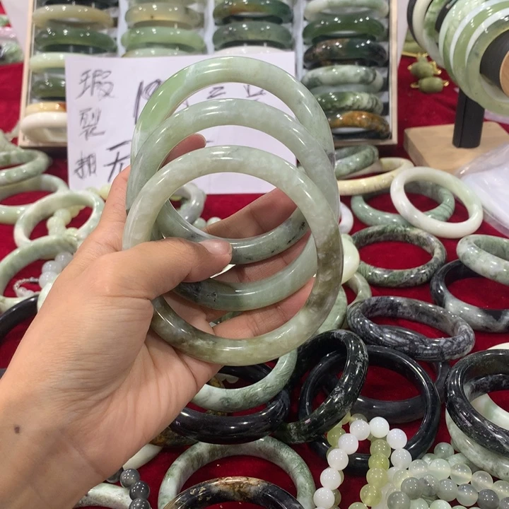 未镶嵌蛇纹石玉手镯逍*3