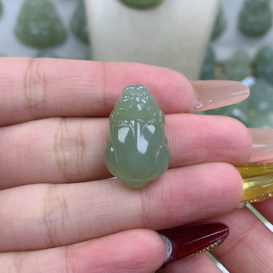 【闪购商品】颈饰未镶嵌和田玉