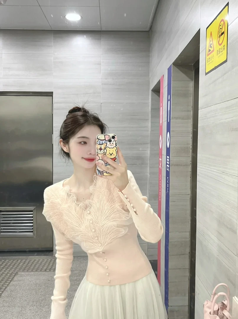 秋冬穿搭一整套女韩系粉色蕾丝v领针织衫网纱半身裙气质两件套装