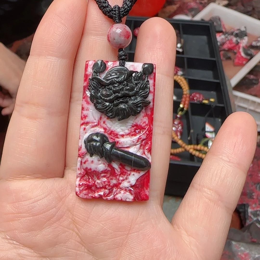 天然辰砂原石雕刻吊坠35