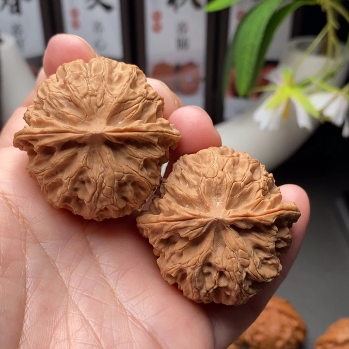 文玩核桃把件天**子苹果园43