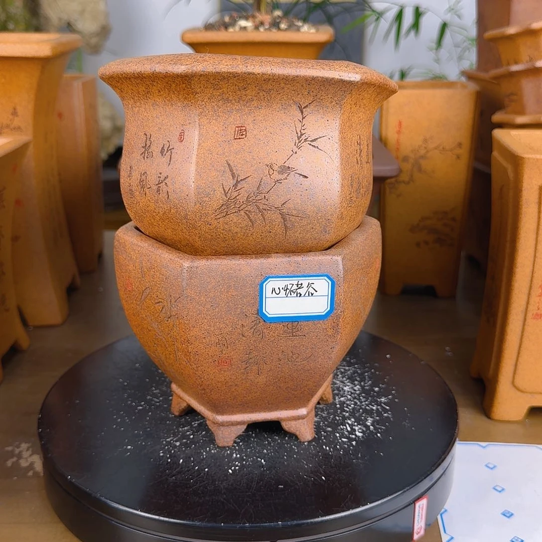 紫砂花盆心**谷紫砂花盆2个