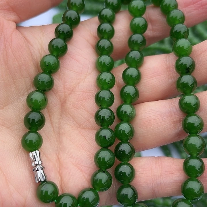 荔***游和田玉（碧玉）未镶嵌颈饰