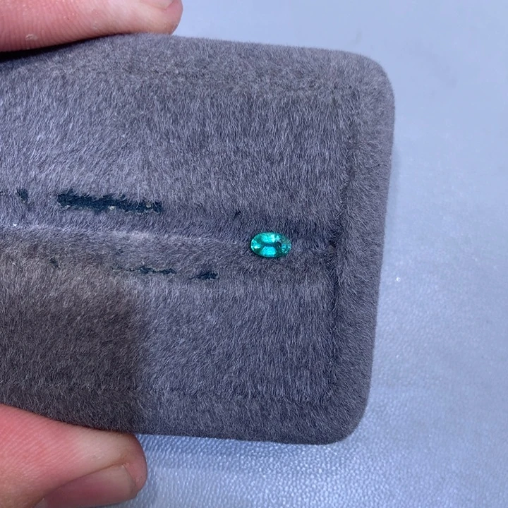 祖母绿裸石未镶嵌0.24分