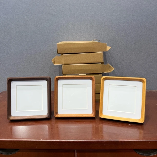 礼盒装真玻璃6套——5寸方精致内圆外方实木榫卯摆台【到手6个】混合