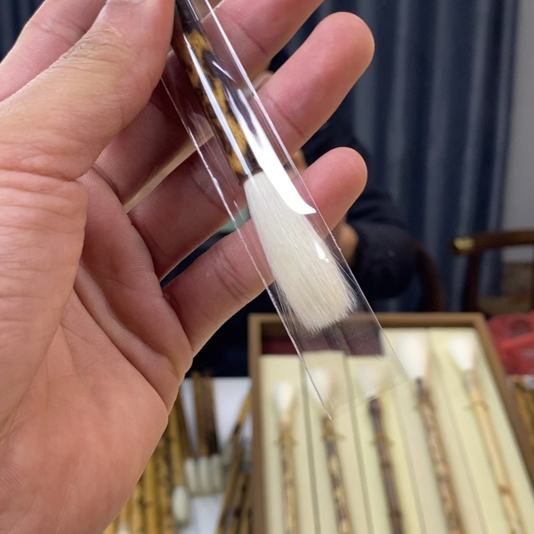 放漏1号，3.5出峰，0.7口径，纯细嫩光峰