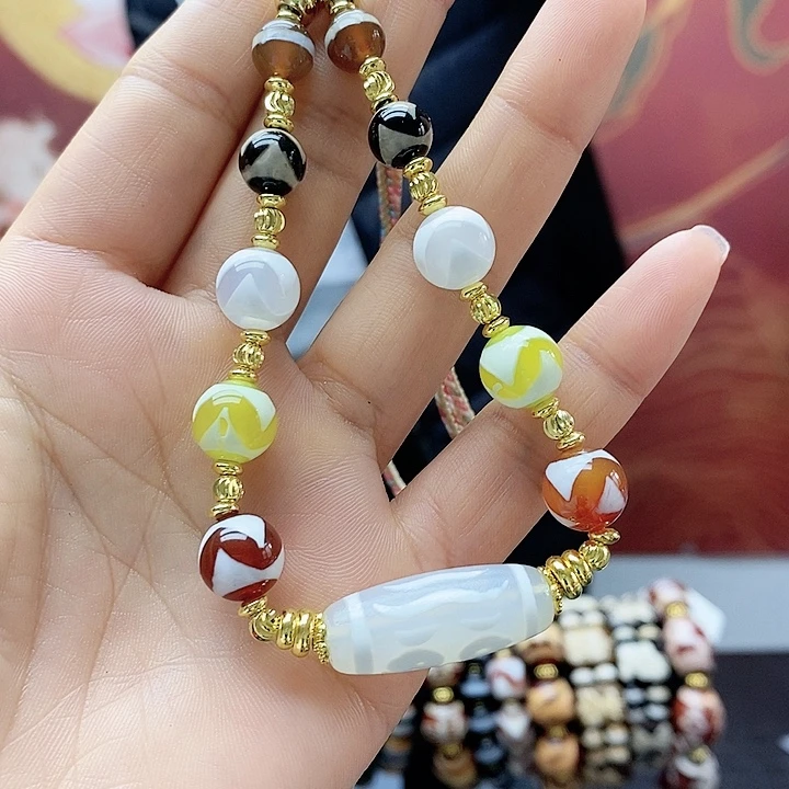玛瑙/玉髓合金颈饰