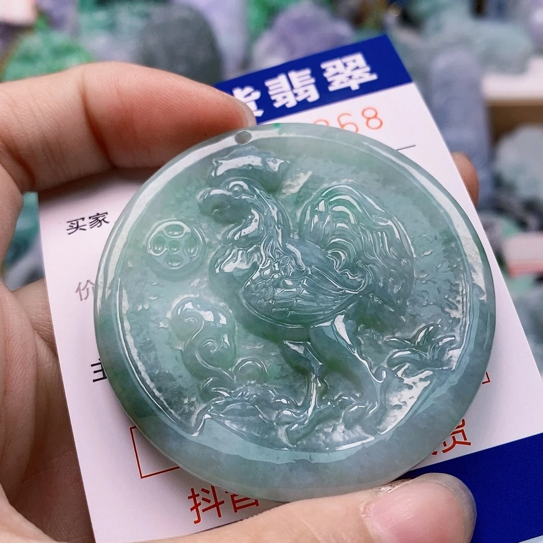 吊坠(不含链)未镶嵌翡翠