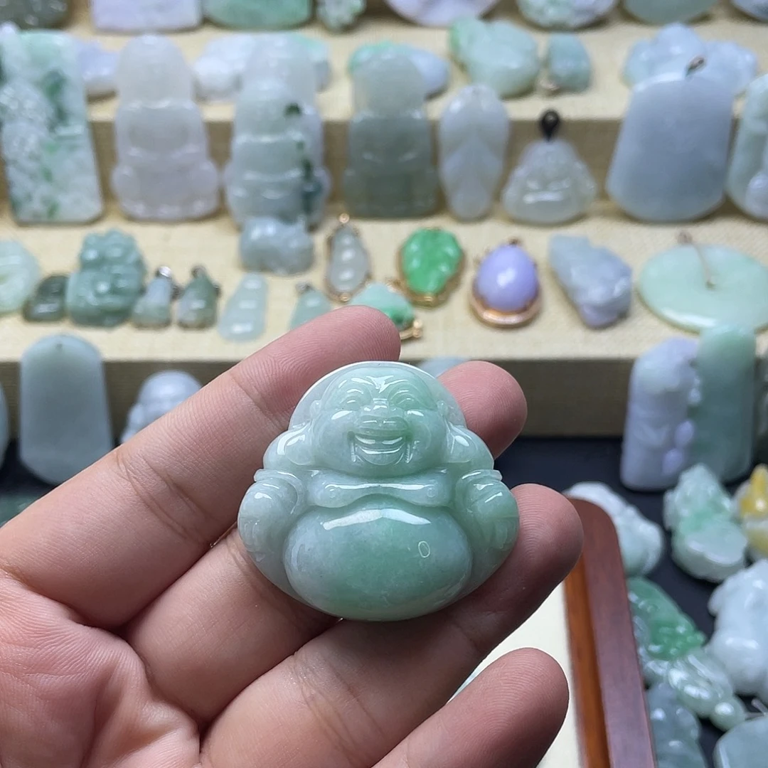 淡***柔颈饰未镶嵌翡翠纯天然翡翠