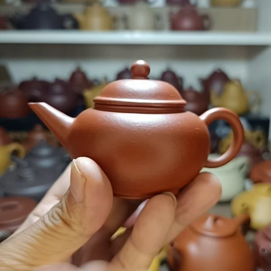 紫砂茶壶原矿红降坡水平内推135cc半手工