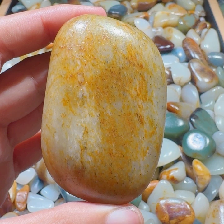 和田玉未镶嵌挂件129克