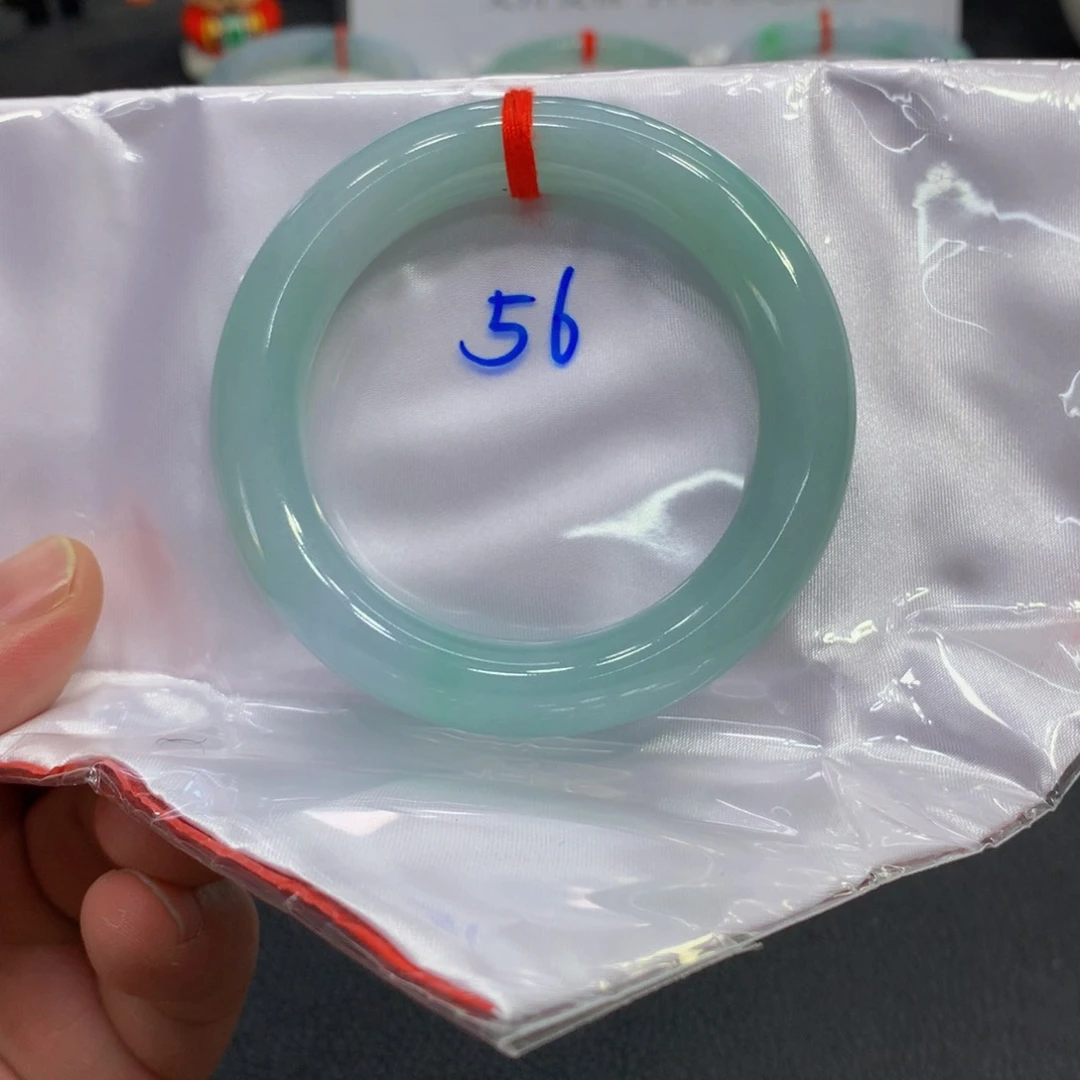 未镶嵌手镯翡翠翡翠手镯