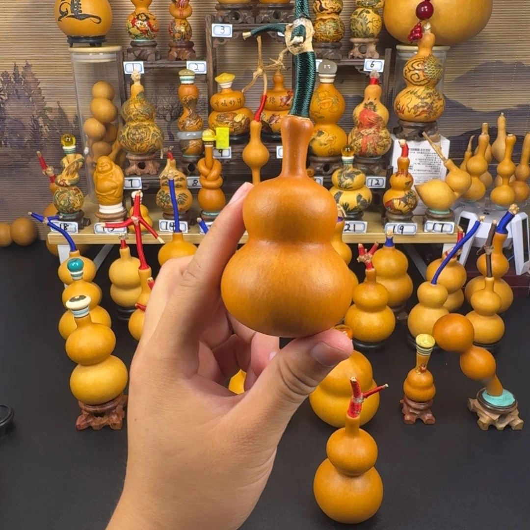 嗯***？木质文玩葫芦基地的葫芦