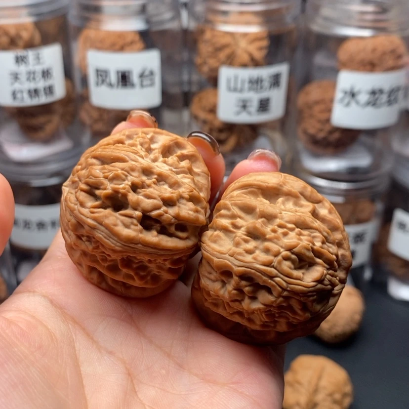 【闪购商品】吊坠文玩核桃F*白狮子