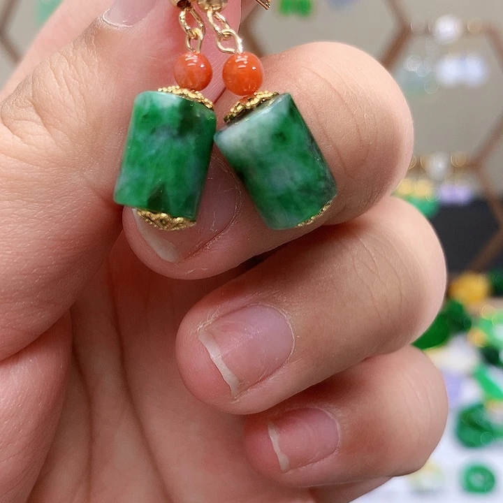 未镶嵌翡翠耳饰天然翡翠耳饰