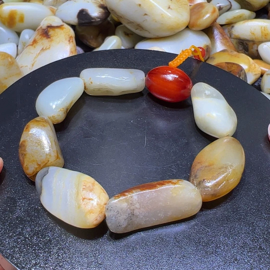 和田玉（子料）未镶嵌颈饰49