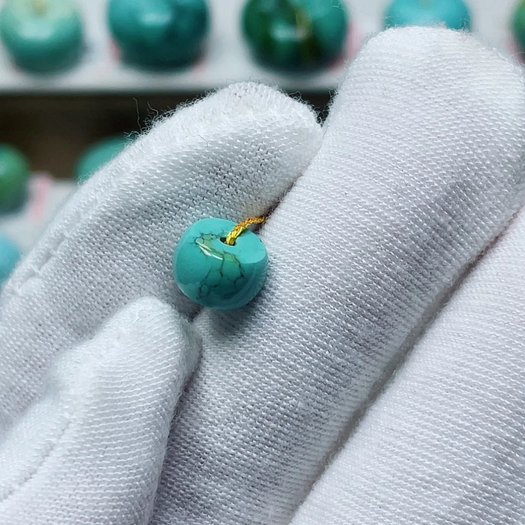 绿松石未镶嵌挂件