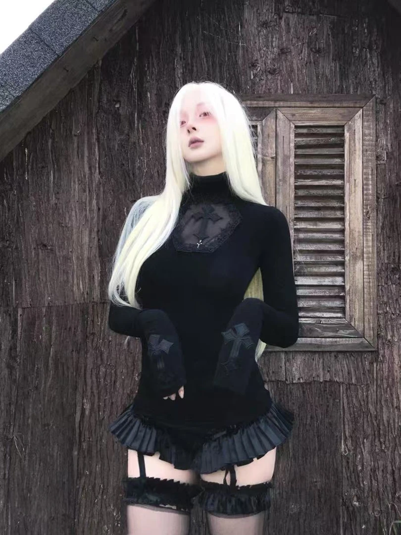 十字架蕾丝拼接长袖T恤女春季设计感紧身收腰打底衫黑色高领上衣