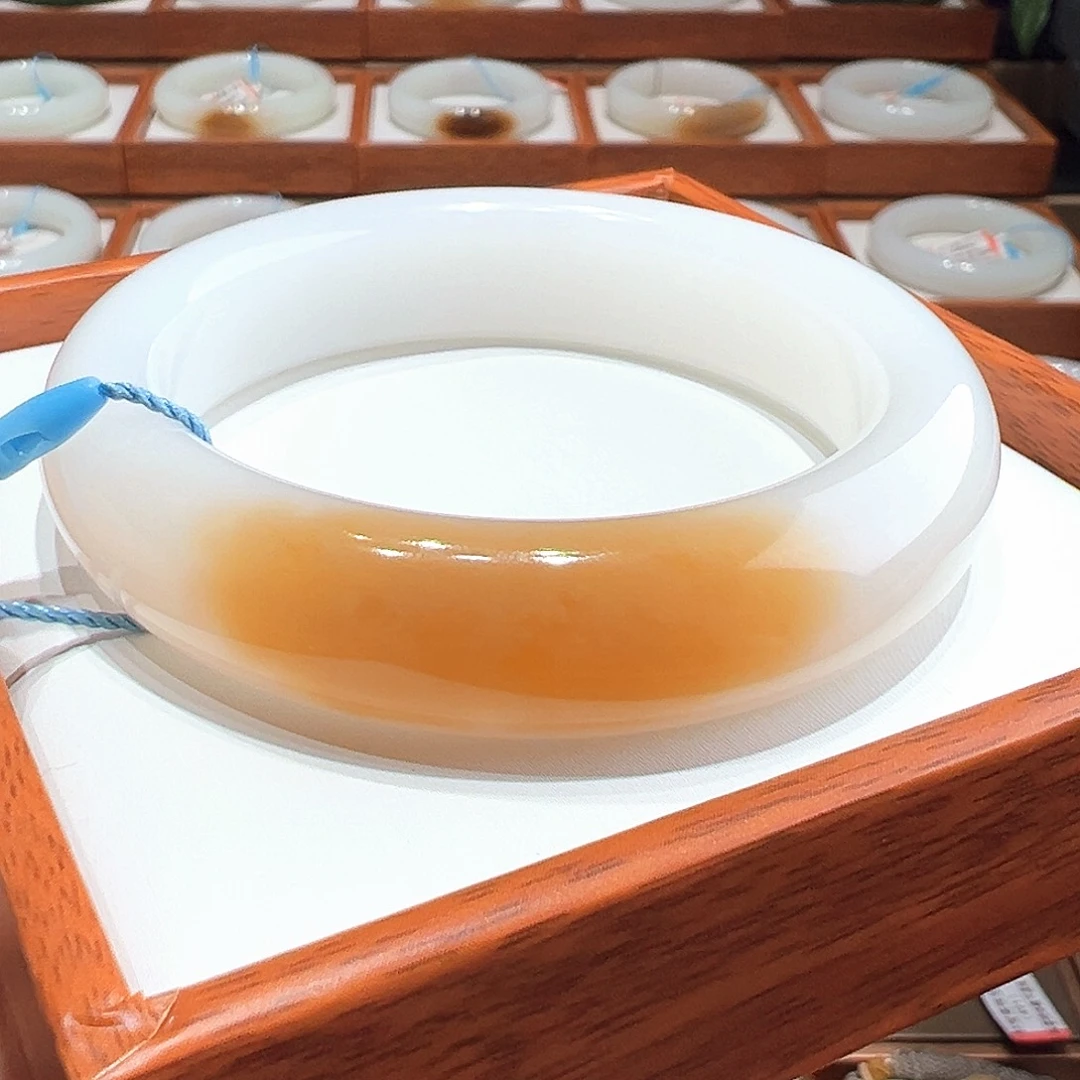 和田玉手镯55 56未镶嵌