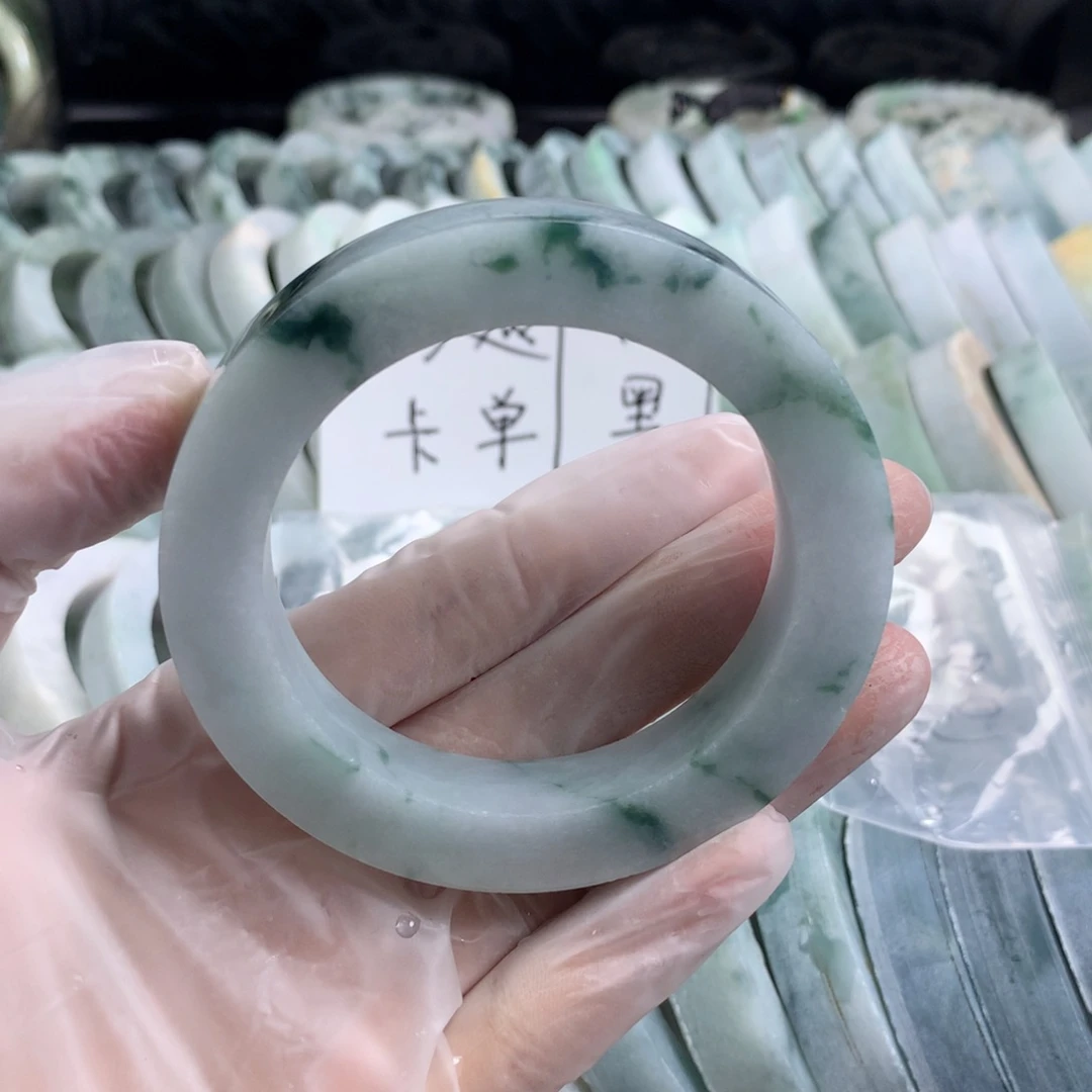 未镶嵌翡翠定制翡翠