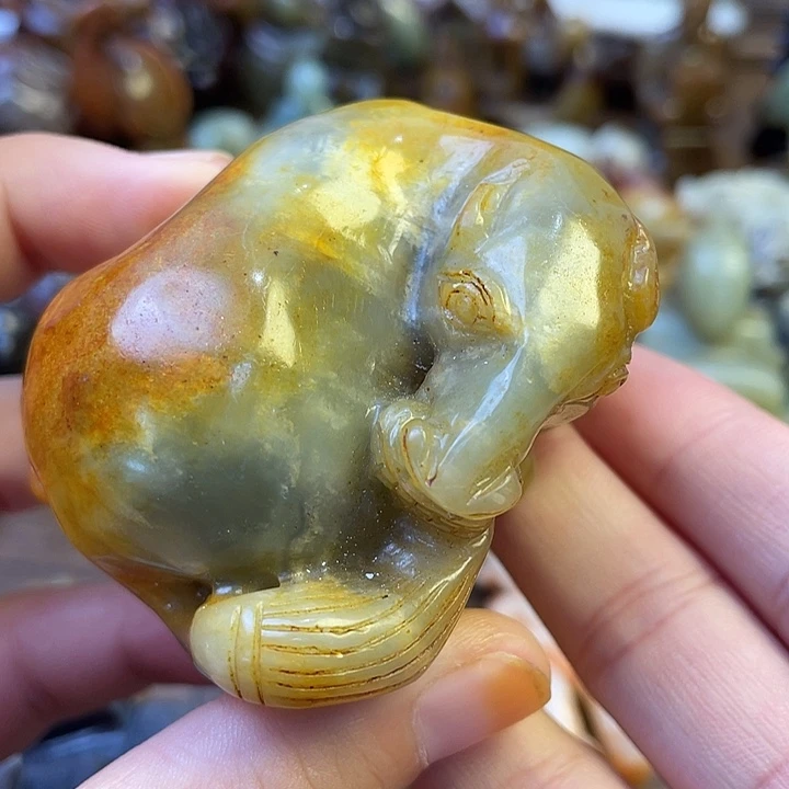 和田玉（糖玉）未镶嵌颈饰