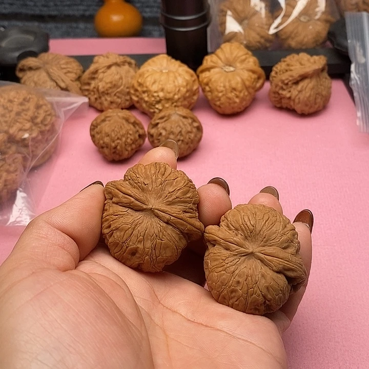 把件文玩核桃元宝41