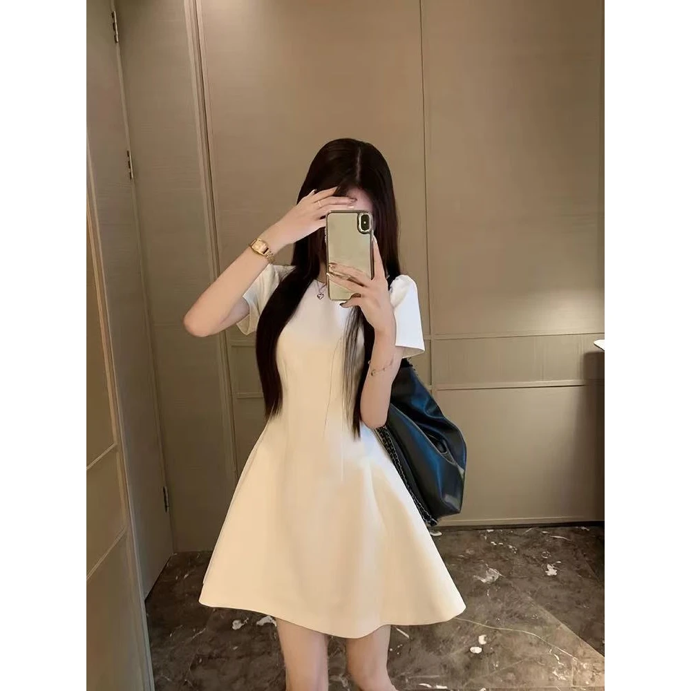 白色连衣裙女夏季法式小个子高级感裙子礼服裙收腰显瘦小白裙短裙