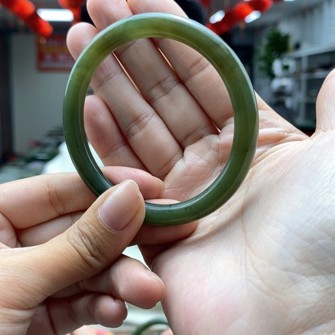 和田玉手镯未镶嵌56